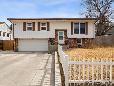 243 Snyder Ave, Cheyenne, WY, 82007