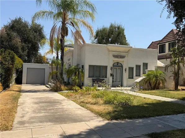 637 S Buena Vista St, Redlands, CA 92373