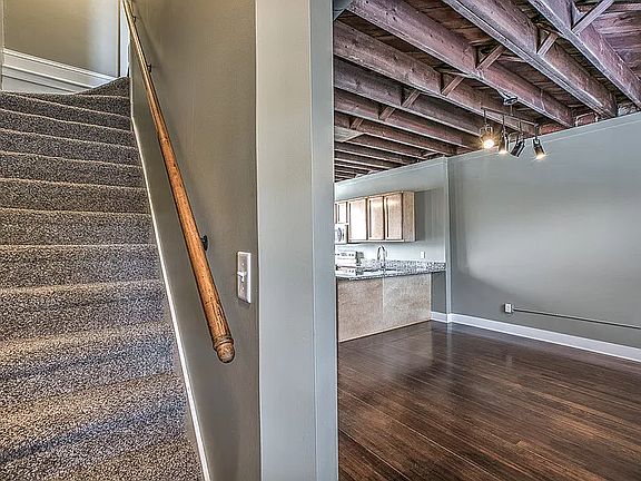 4th image of 3325 Cuming St #3331