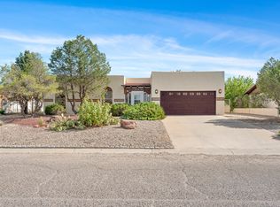 627 Palmer Ln, Rio Communities, NM 87002