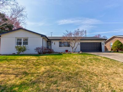 209 Fairlane Dr, Tuscola, IL, 61953