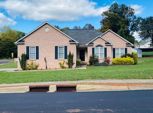 3160 Riber Ln, Claremont, NC 28610