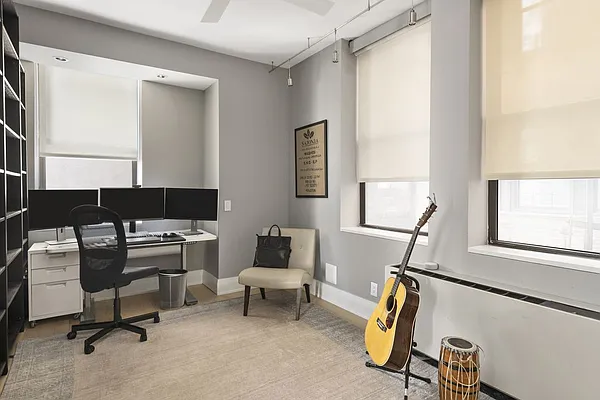 Rented by Compass | media 14