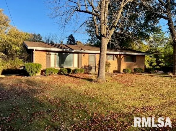920 McKee Dr, Quincy, IL 62305