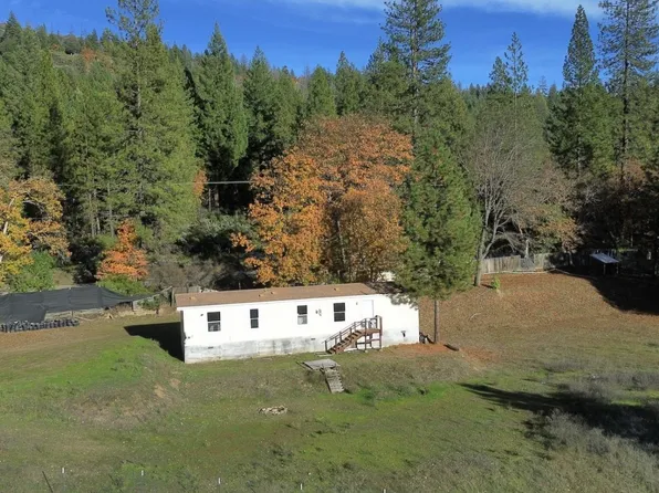 2985 Hyampom Rd, Hayfork, CA 96041