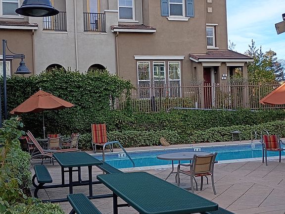 Pool, lounging area, plus there is a clubhouse.