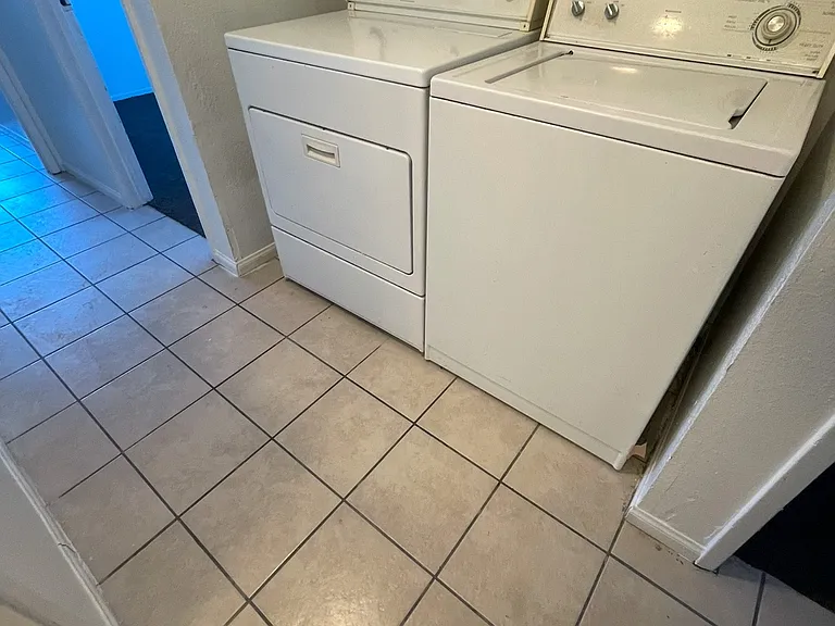 3411 Civic Center Dr #I — Photo 8