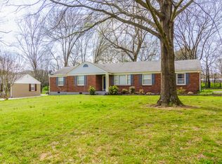 4912 Stillwood Dr, Nashville, TN 37220