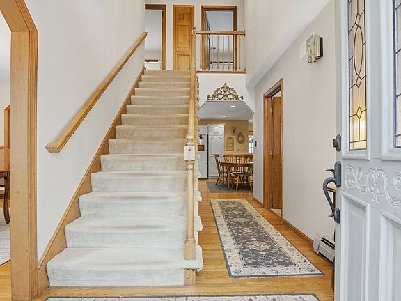 4th image of 17 Descheneaux Ln