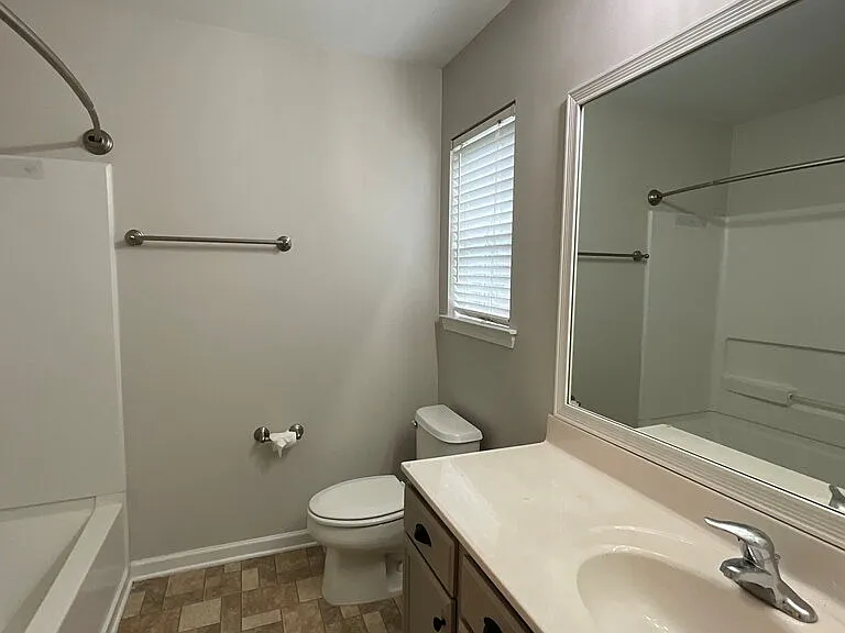 214 Sonata Cir — Photo 31