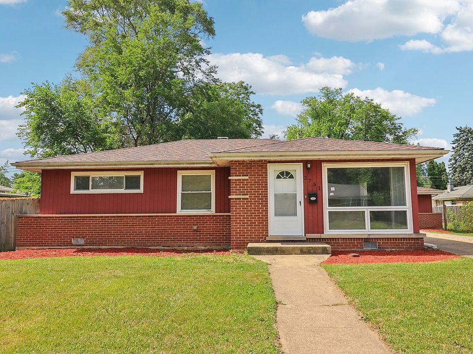 1st image of 2751 Oxford Dr N