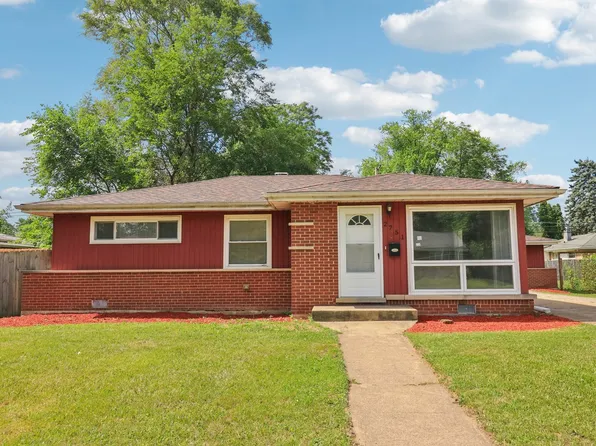 2751 Oxford Dr N, Markham, IL 60428
