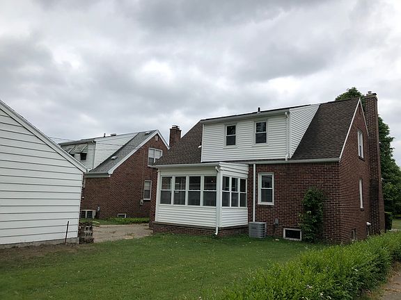 5th image of 95 Bame Ave
