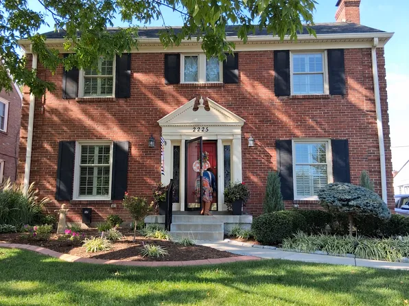 2225 Brighton Dr, Louisville, KY 40205