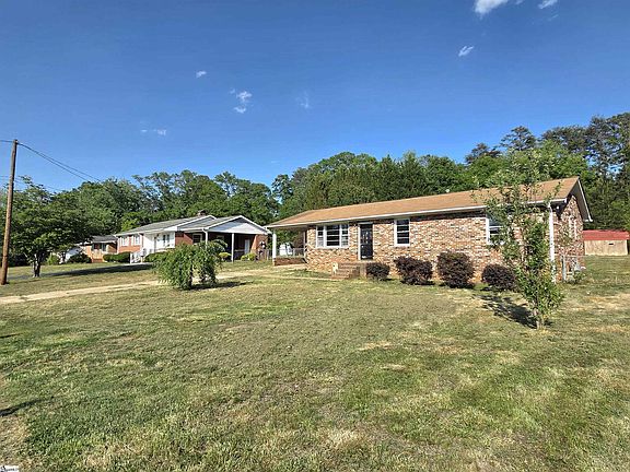 2nd image of 484 Barnwell Rd