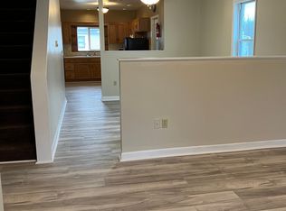 210 N Railroad Ave, Frackville, PA 17931