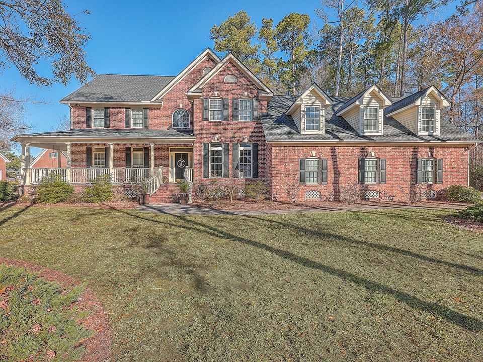 1st image of 560 Barfield Dr