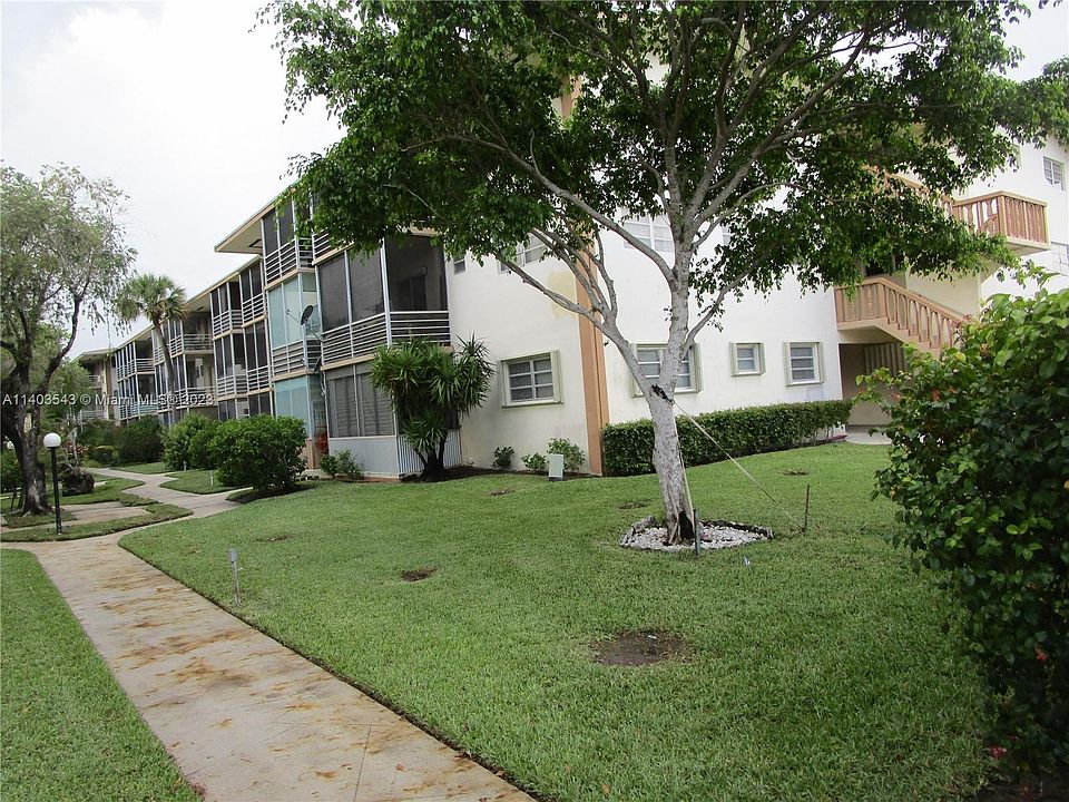 1st image of 16750 NE 14th Ave APT 203