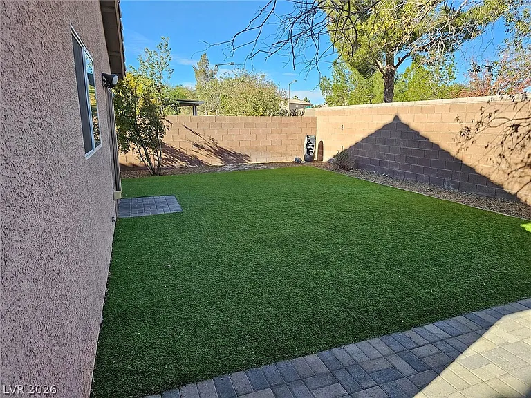 5064 Whistling Acres Ave — Photo 5