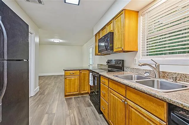 65606 Mulberry St — Photo 7