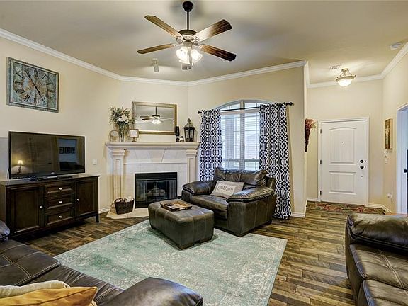 3rd image of 18221 Groveton Blvd