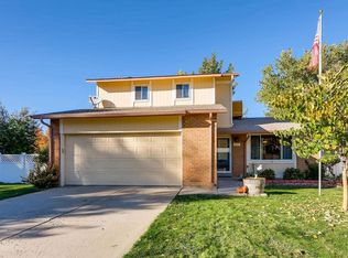 9607 W 75th Way, Arvada, CO 80005