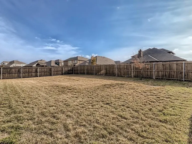 3216 Creekhaven Dr — Photo 26