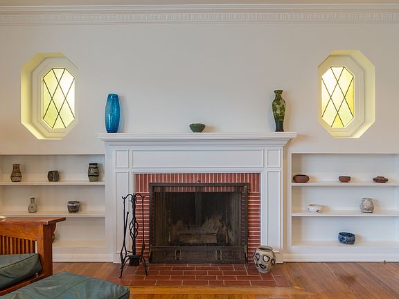 2nd image of 4174 Jasmine Ave