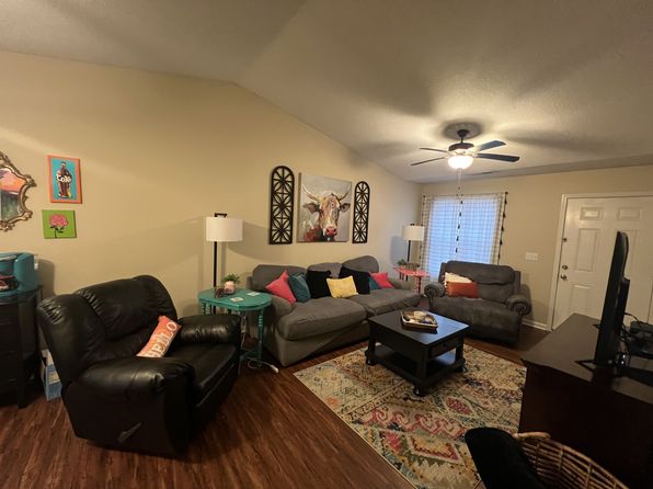 2205 Opportunity Dr #B