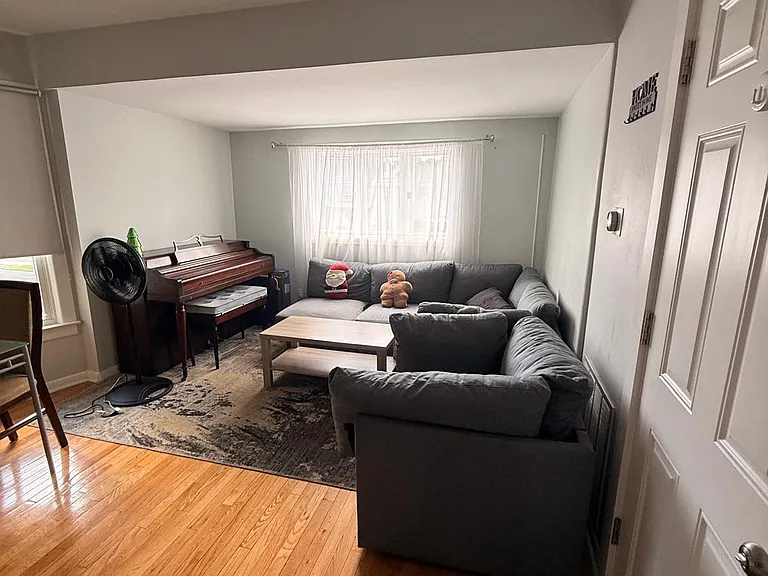 64 Horace St #2 — Photo 10
