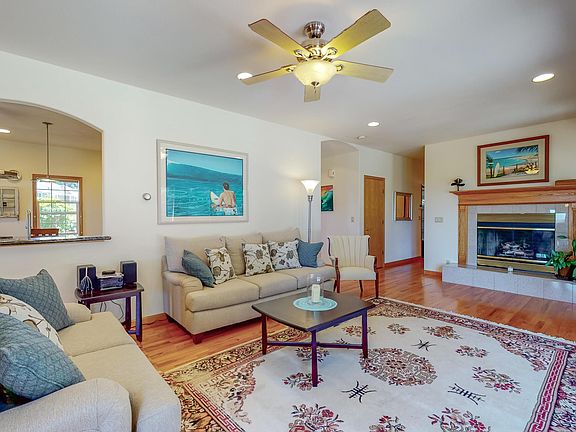 4th image of 18 Minette Ln
