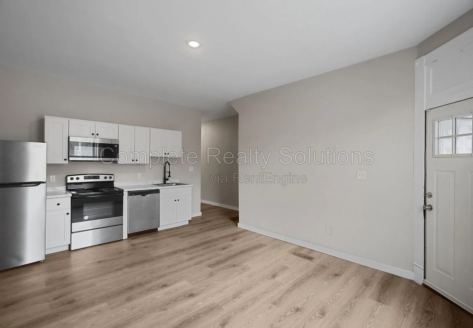 2740 Potomac St — Photo 2