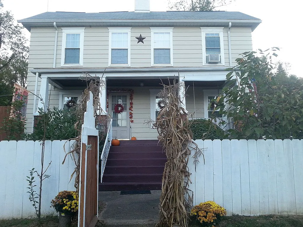 84 Blanche Rd photo 1