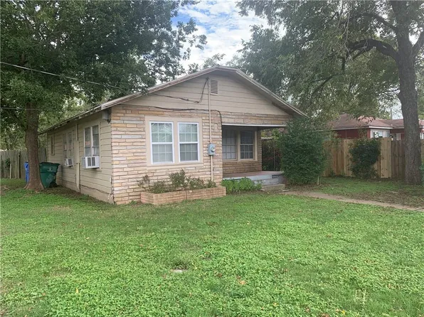2305 Main St, Bastrop, TX 78602
