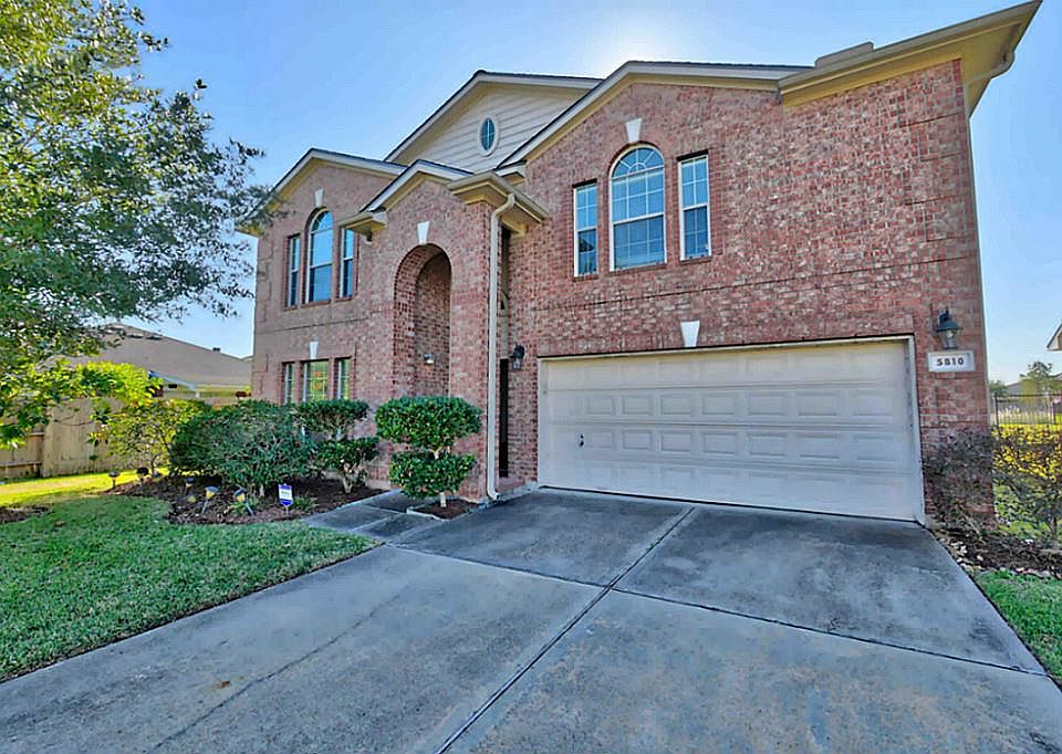 1st image of 5810 White Clover Dr