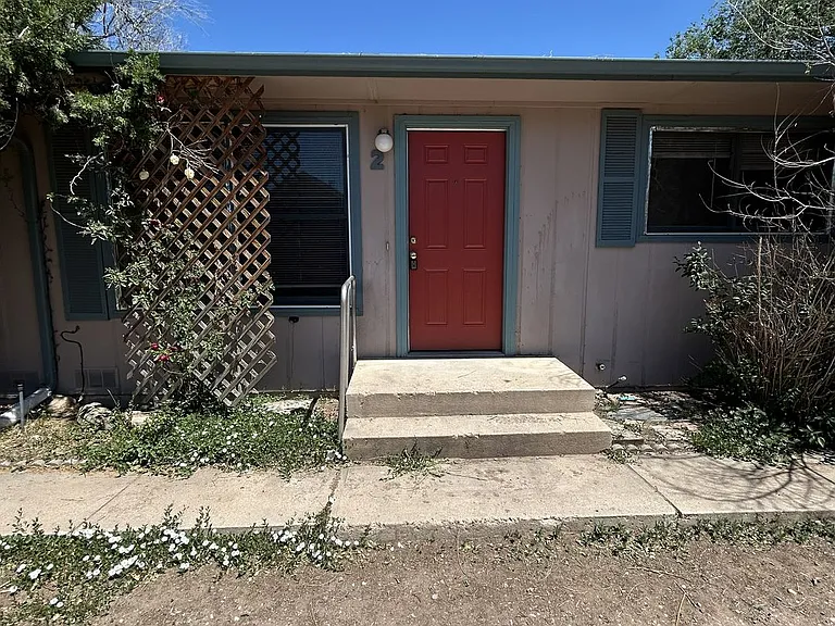 8410 2nd St — Photo 2
