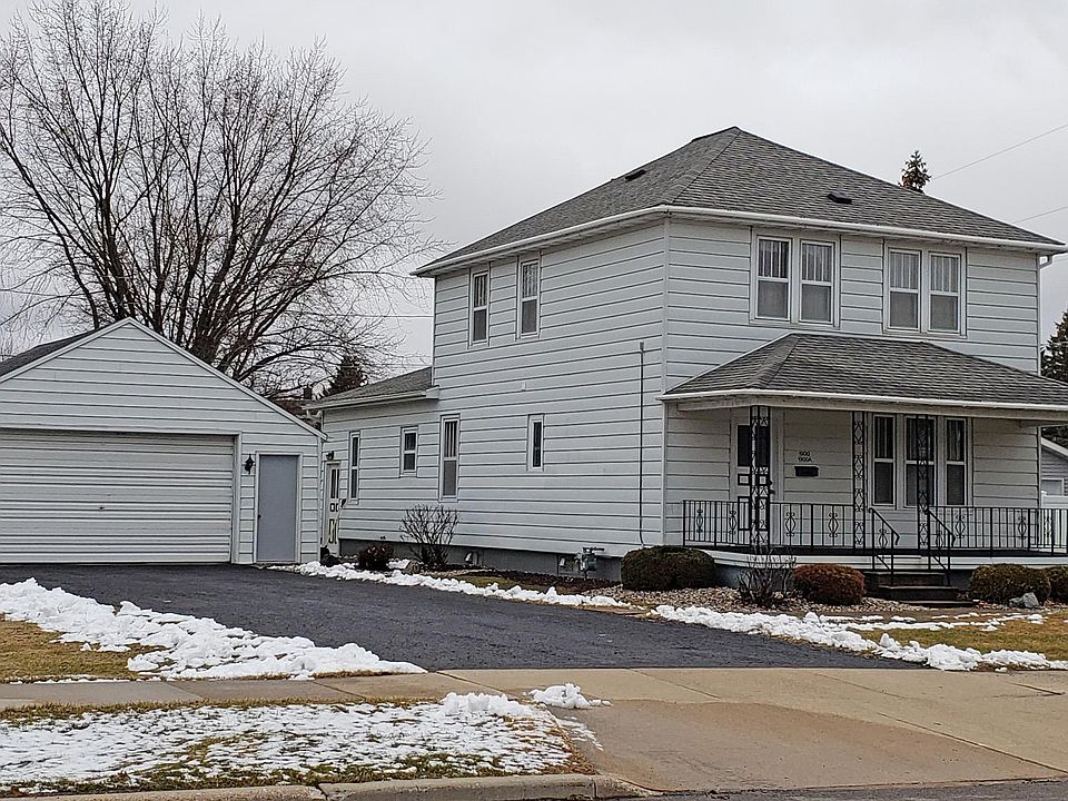 1st image of 900-900A N Cedar Ave