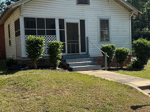 2nd image of 302 Robinson Street