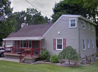 10 Surrey Rd, Glenville, NY 12302