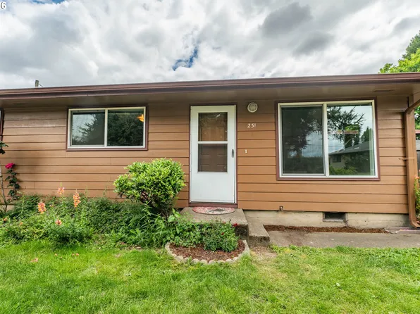 229 Holeman Ave, Eugene, OR 97404