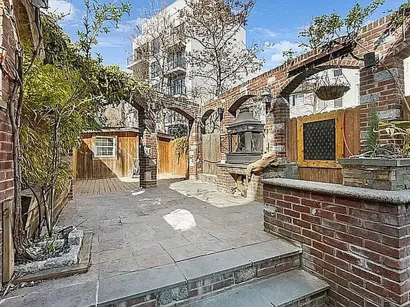 1061 Fulton Street image 9 of 11