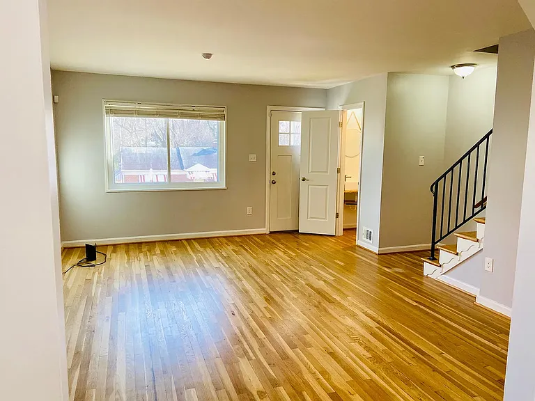 46 W Taylor Run Pkwy — Photo 3