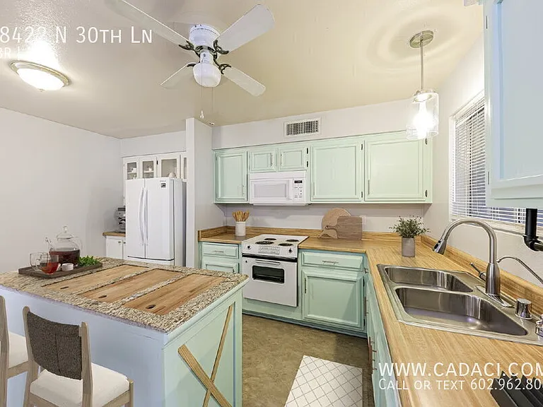 18422 N 30th Ln — Photo 15