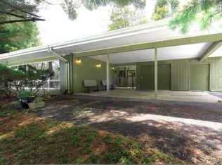 2750 E Spicewood Ln, Bloomington, IN 47401