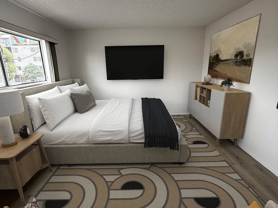 2nd image of 3875 Wade St APT 13