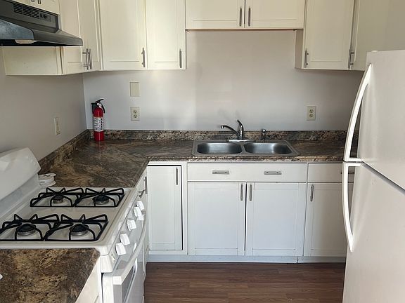 2nd image of 209 Greenkill Ave #1
