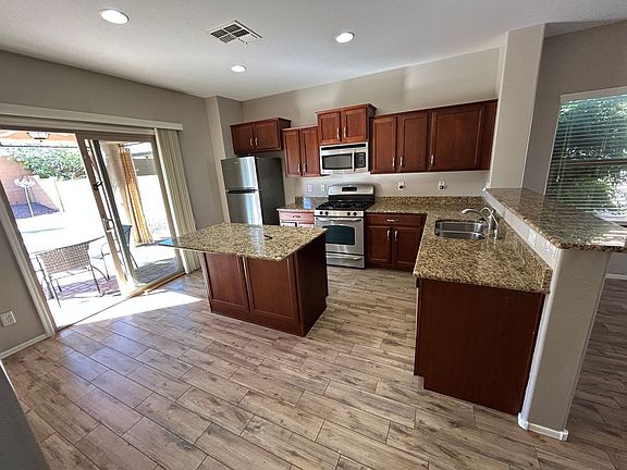 4th image of 26249 W Wahalla Ln