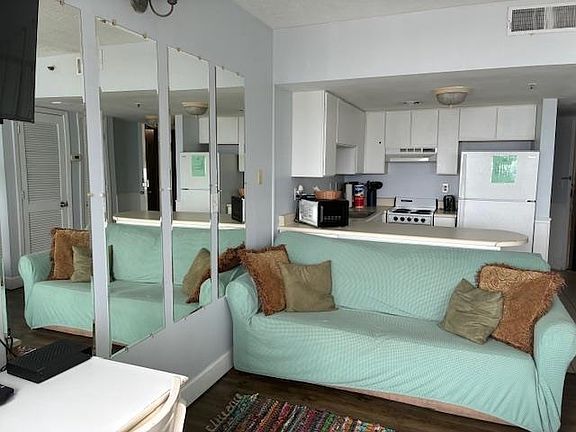 5th image of 1605 S Ocean Blvd. #1606