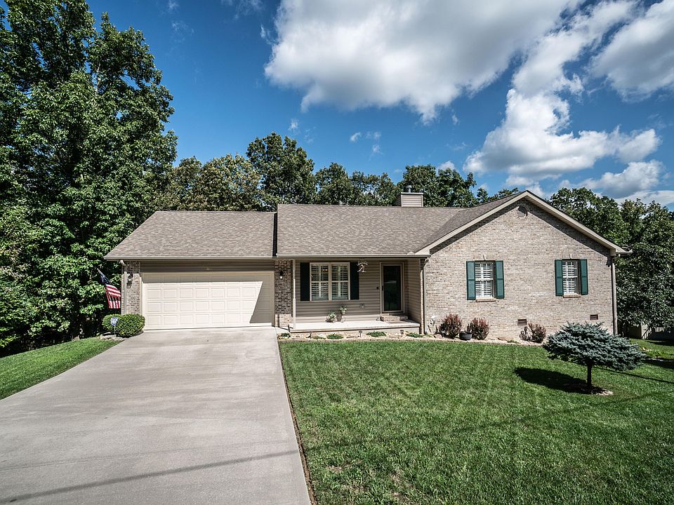 1st image of 149 Brokenwood Ln