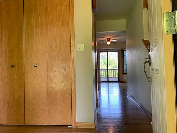 5th image of 48W103 Milnamow Dr